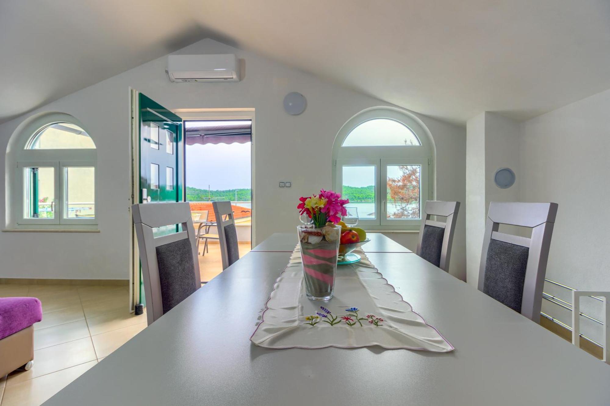 Apartmani Mato 피로바츠 외부 사진